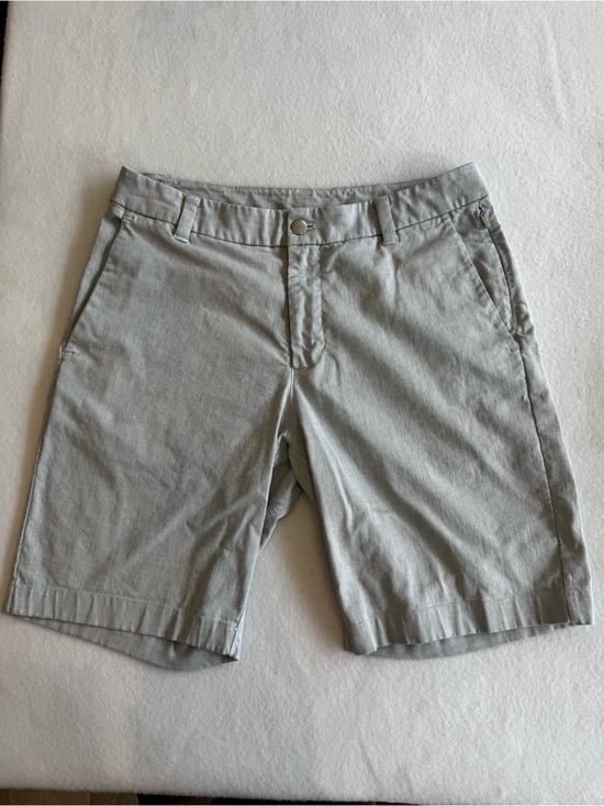 lululemon athletica Other - Lululemon Commission Classic-Fit Men's Light Gray Shorts Size 31” L 9”
